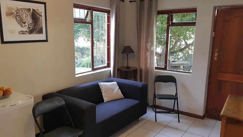 Guest house Kenridge Garden Cottage Bellville