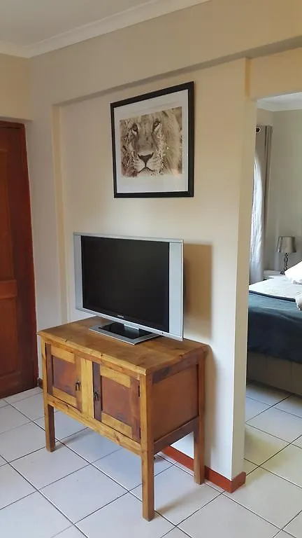 Kenridge Garden Cottage Bellville Guest house