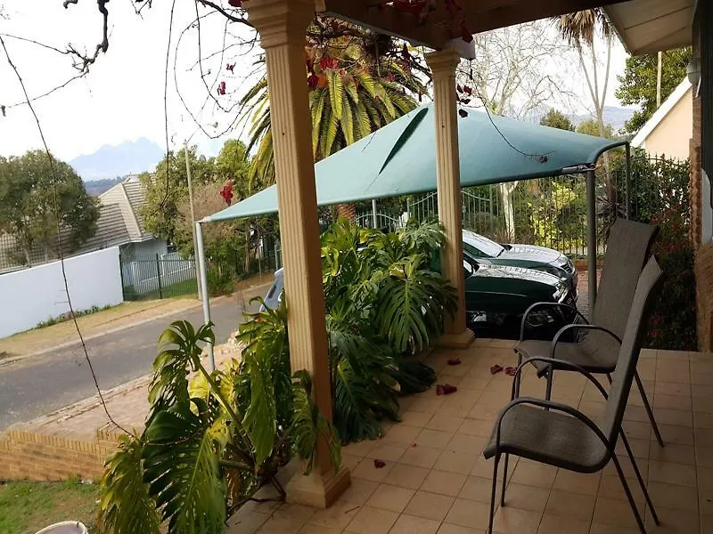 Guest house Kenridge Garden Cottage Bellville